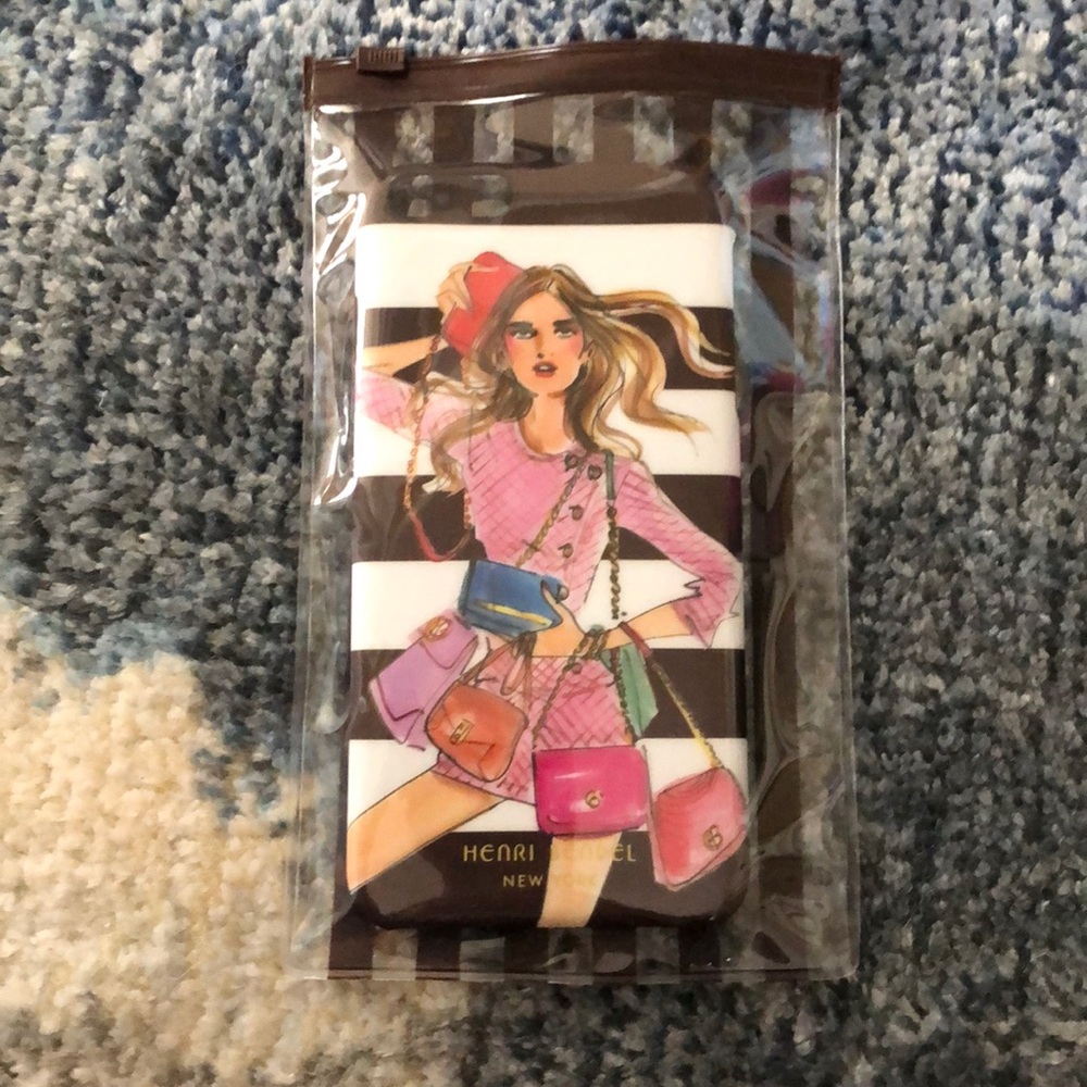 Henri Bendel phone case NWT